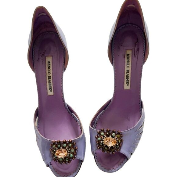 Manolo Blahnik Lavender Peep toe Pumps